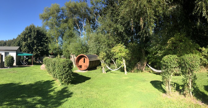 Ferienwohnung in K&auml;gsdorf - Meerblick - Sauna im Garten und H&auml;ngematten zum relaxen