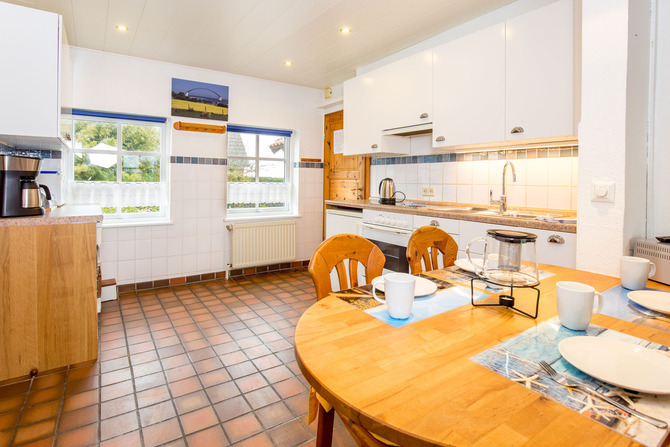 Ferienwohnung in Fehmarn OT Albertsdorf - Weber I - Eingangsbereich mit K&uuml;che