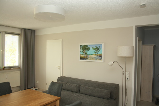 Ferienwohnung in Zinnowitz - D&uuml;nenstra&szlig;e Skibbe - Wohnzimmer mit Balkon