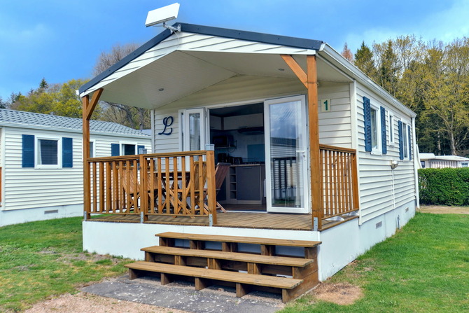 Ferienhaus in Pelzerhaken - Mobilheim M&eacute;diterran&eacute;e im Ferienpark AM WALDRAND - Au&szlig;enansicht des Eingangs