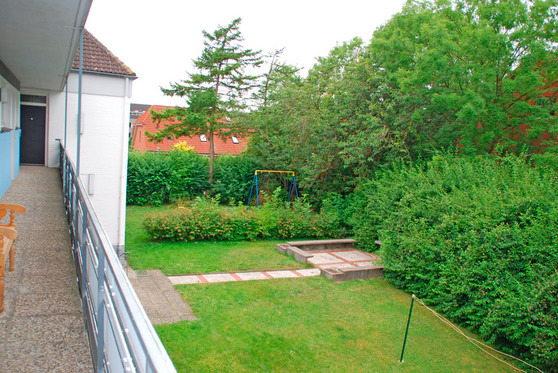 Ferienwohnung in Kellenhusen - Haus Sommerland OG 1 - Ausblick auf den sch&ouml;nen gro&szlig;en Garten