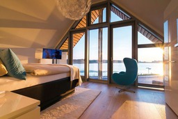 Ostsee - Reetdachhaus Nr. 3 "S&uuml;dstrand Lodge Marina-Bay" im Strand Resort