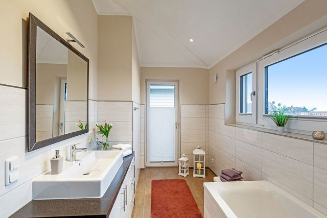 Ferienhaus in Fehmarn OT Klausdorf - "Ferienbauernhof Lafrenz" - Wellness - Ferienhaus Steilk&uuml;ste - Bild 16