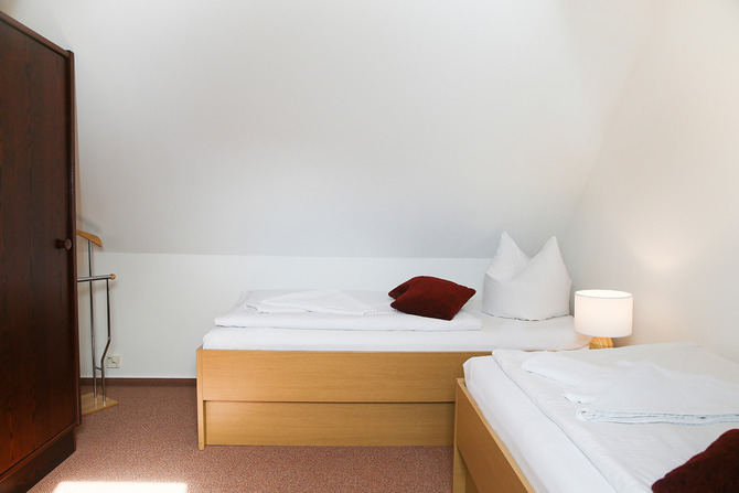 Ferienwohnung in K&uuml;hlungsborn - Haus Aphrodite - Schlafzimmer 2