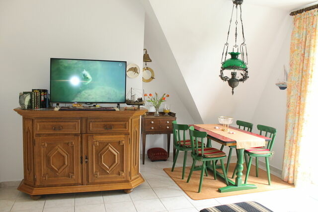 Ferienwohnung in Gr&ouml;mitz - Friesenhaus Gr&ouml;mitz - mit sch&ouml;nem Balkon, kostenlosem WLAN und Saisonstrandkorb - Bild 3