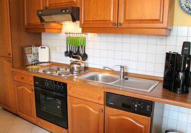 Ferienwohnung in Gr&ouml;mitz - Friesenhaus Gr&ouml;mitz - mit sch&ouml;nem Balkon, kostenlosem WLAN und Saisonstrandkorb - Bild 7