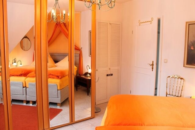 Ferienwohnung in Gr&ouml;mitz - Friesenhaus Gr&ouml;mitz - mit sch&ouml;nem Balkon, kostenlosem WLAN und Saisonstrandkorb - Bild 10