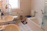 Ferienwohnung in Gr&ouml;mitz - Friesenhaus Gr&ouml;mitz - mit sch&ouml;nem Balkon, kostenlosem WLAN und Saisonstrandkorb - Bild 13