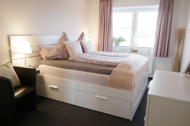 Ferienwohnung in Heiligenhafen - Ferienwohnung Kuhn GbR -Whg. 1 - De Grote - Bild 9