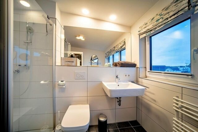 Ferienhaus in Olpenitz - Ferienhaus Lieblingsplatz by Seeblick Ferien ORO, direkte Wasserlage,Sauna - Bild 24