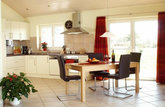 Ferienhaus in Fehmarn - Haus an der Pferdekoppel C eingez&auml;unt 1.30m - Bild 3