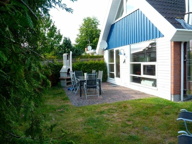 Ferienhaus in Lensterstrand - Ferienhaus Nr. 9 "Strandl&auml;ufer" - Bild 11