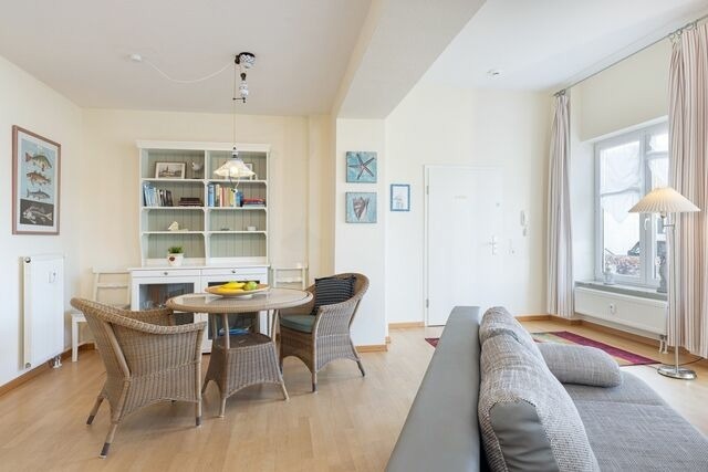 Ferienwohnung in Laboe - Hafen 13 Hafenblick 1 - Bild 7