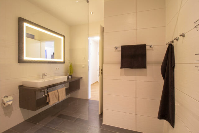 Ferienwohnung in Ahlbeck - (Brise) Strandresidenz Else Marie App. 2.10 - Bild 10